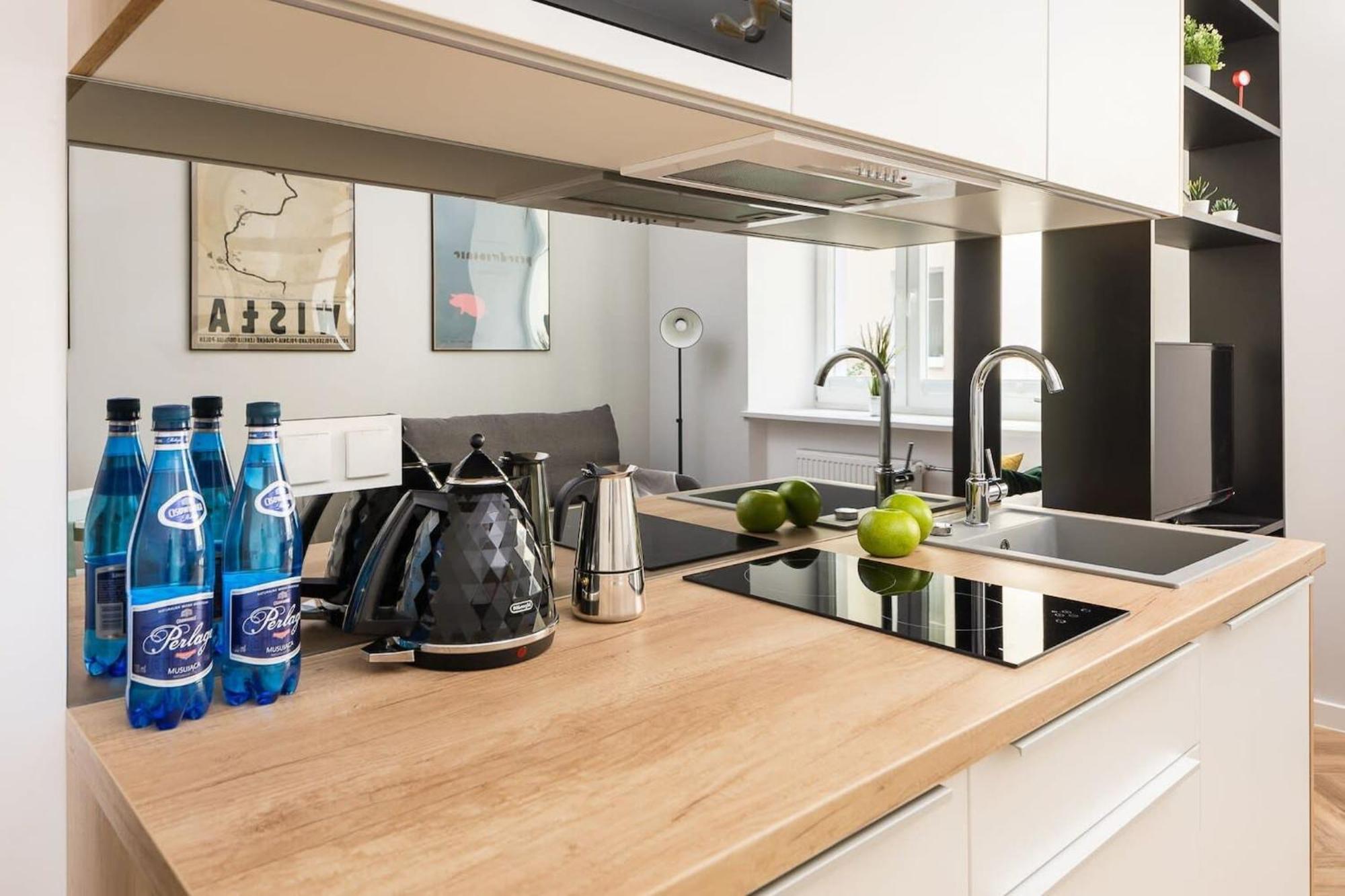 Kujawska 3 - Warm & Functional Studio By Noclegi Renters Varsó Kültér fotó